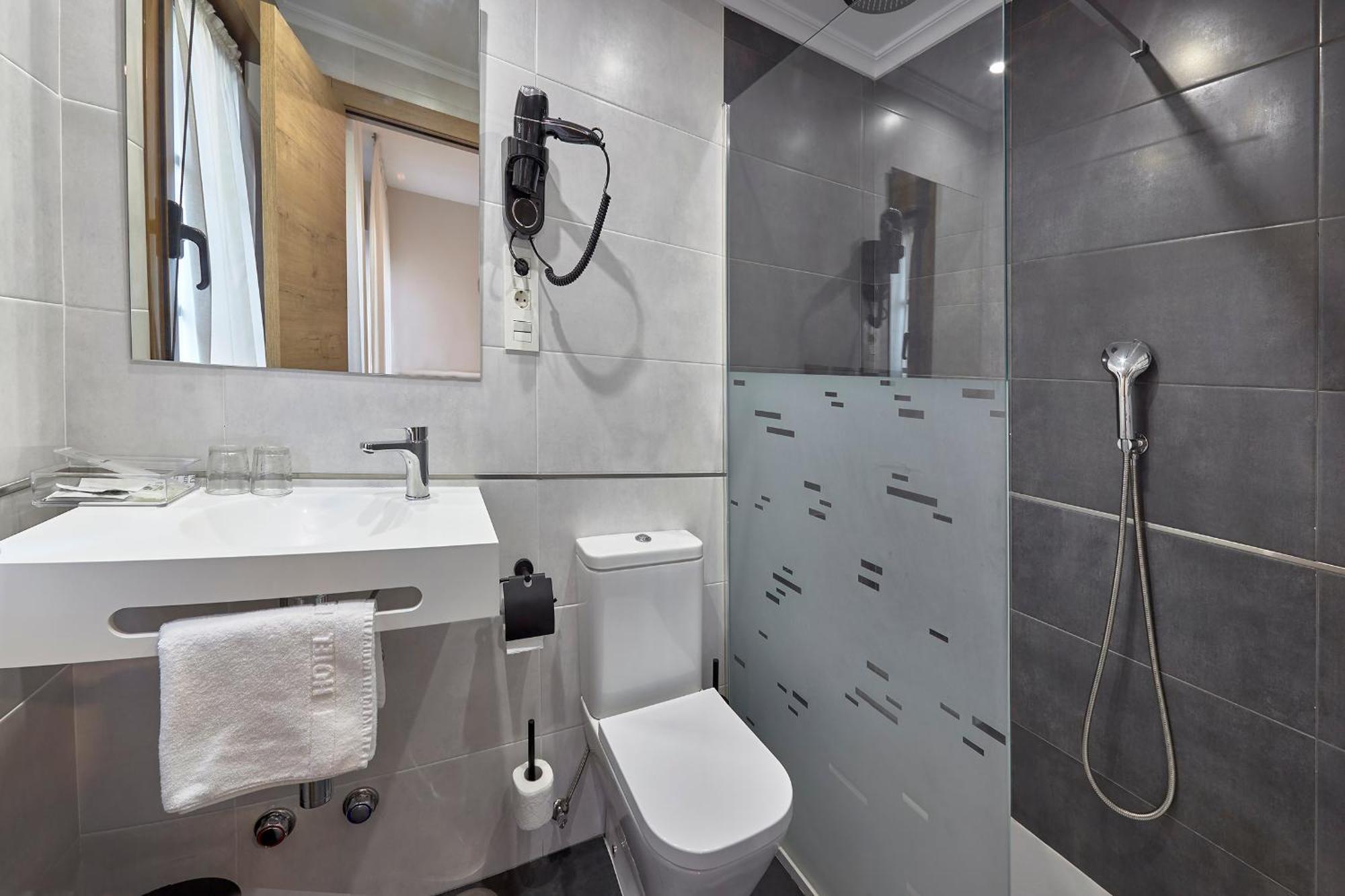 לוארקה Hotel Rico מראה חיצוני תמונה