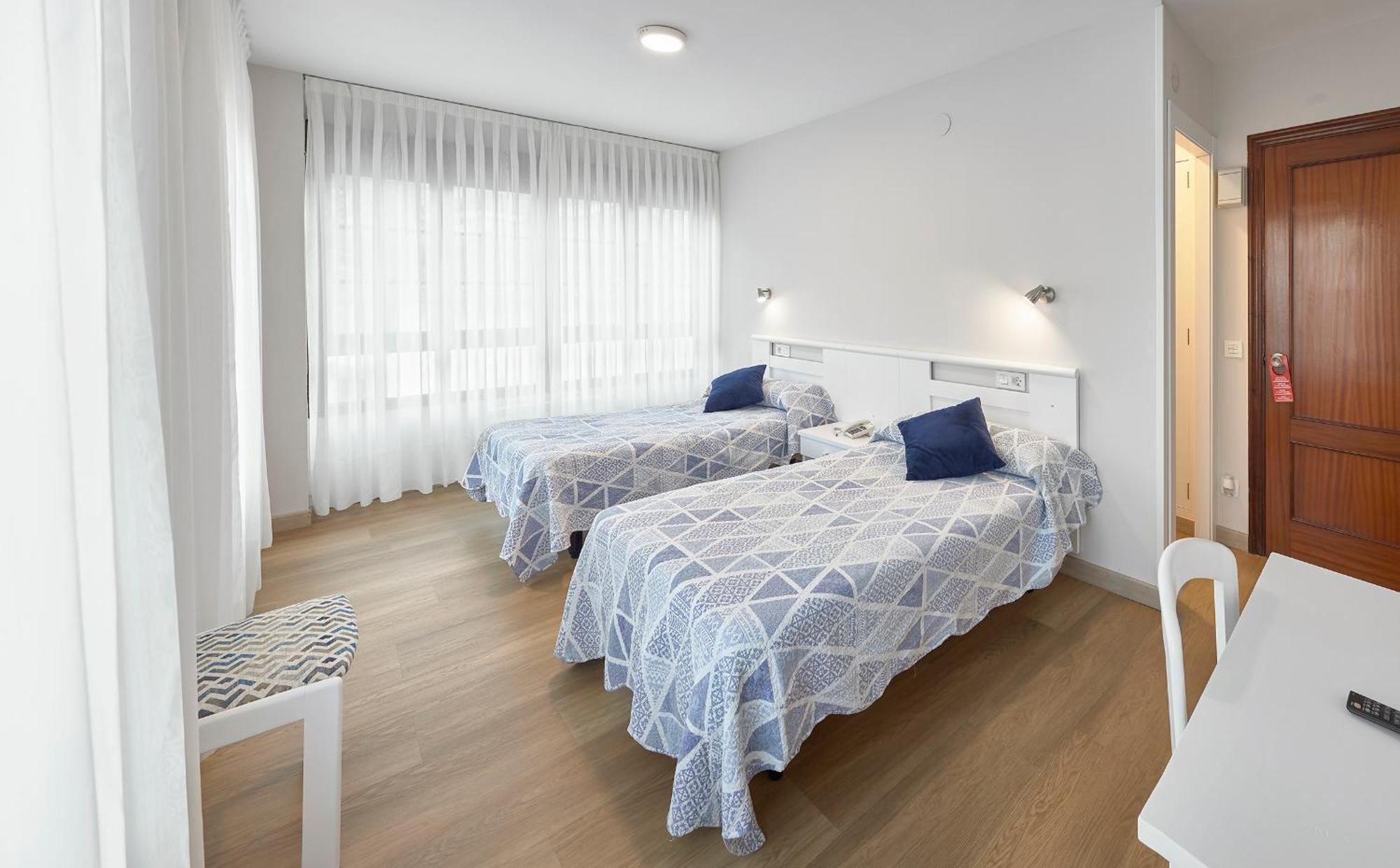 לוארקה Hotel Rico מראה חיצוני תמונה